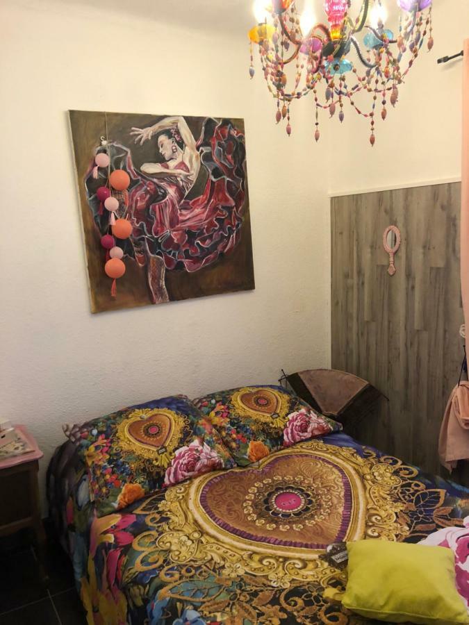 Hotel Restaurant Le Delta Saintes-Maries-de-la-Mer Zewnętrze zdjęcie